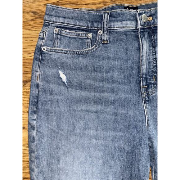 J Crew Relaxed Boyfriend Jeans Women’s Waist Size 28 Distressed Cuffed Stretch - Picture 4 of 16